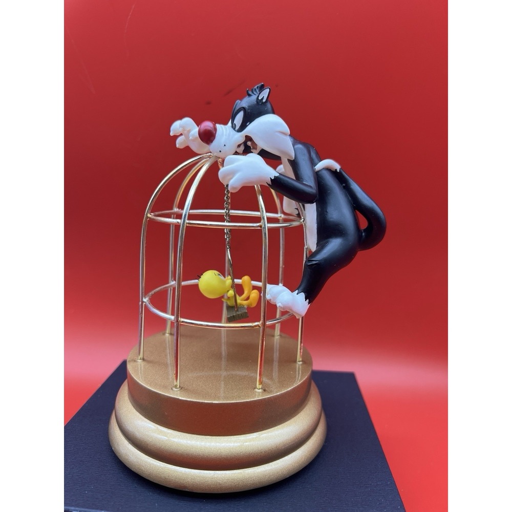 Rare WB Looney Tunes Puddy Tat Trouble San Francisco Music Box Figure - READ